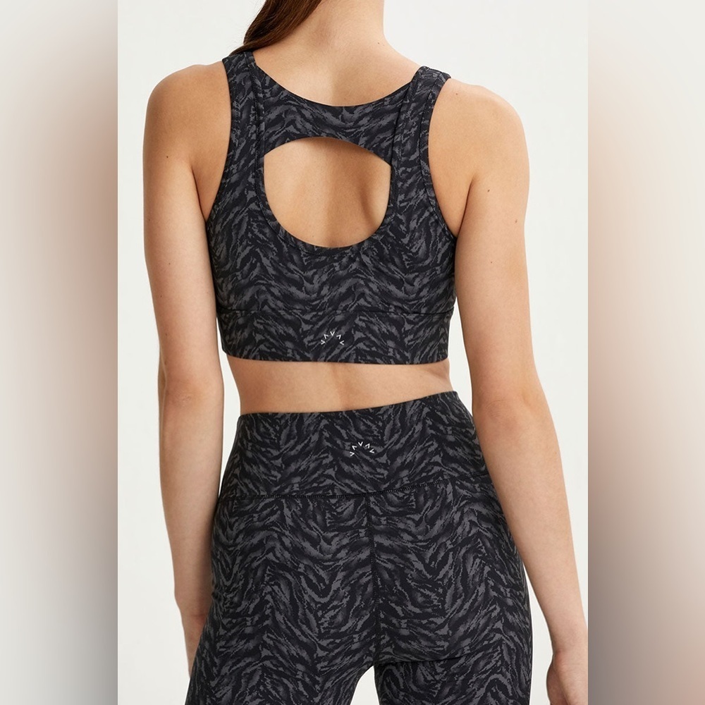 Varley Fay Bra in Dark Mono Zebra Size XS Activewear Athleisure Gym Sports Bra - Picture 3 of 9